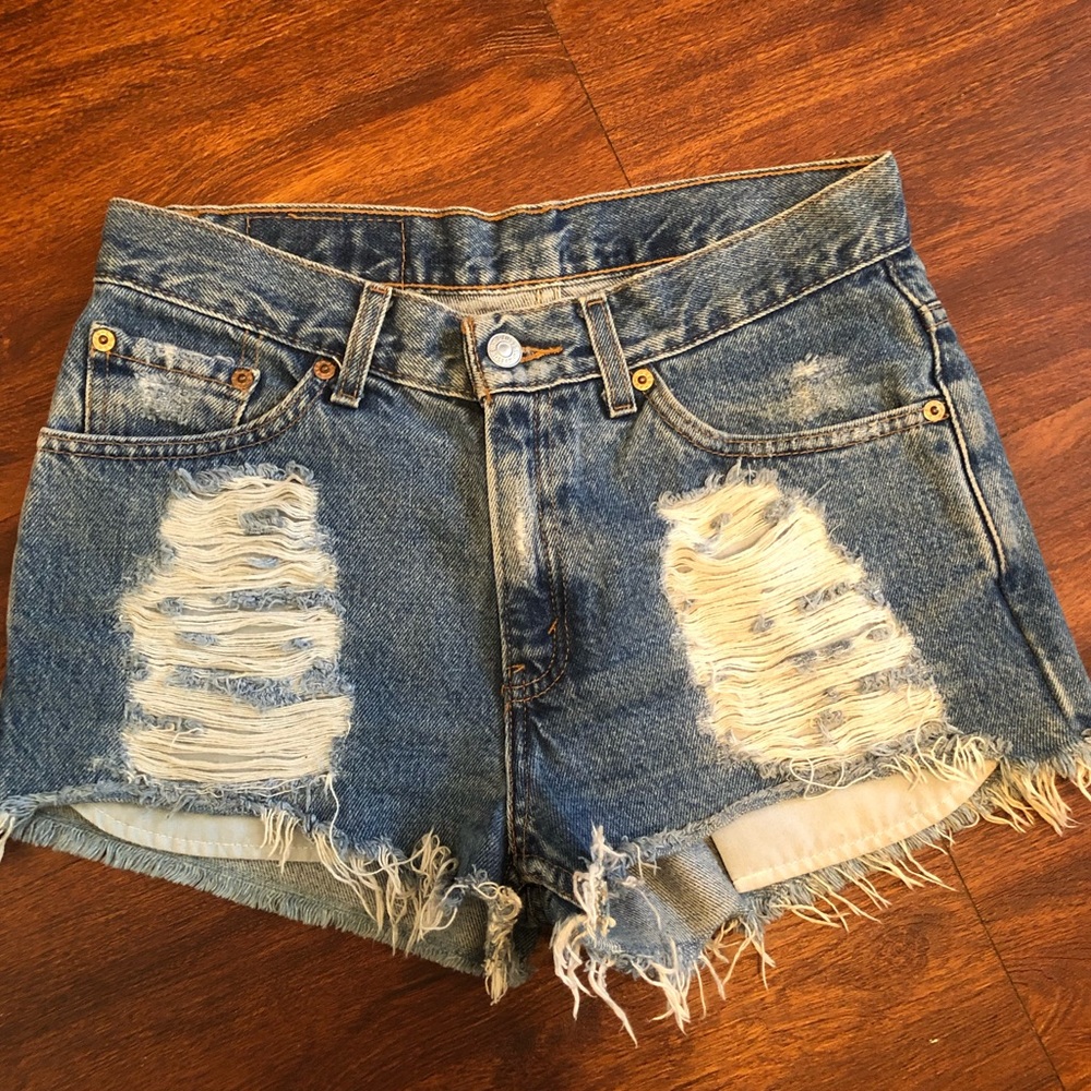 Levi’s Distressed shorts